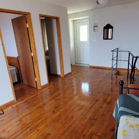 בית הארחה Angelina's House גלוסה